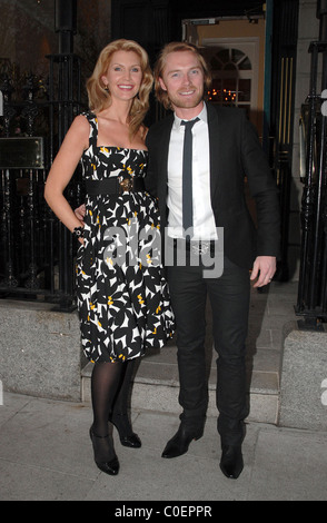 Ronan Keating and Yvonne Keating arrive at Shanahans on the Green restaurant to celebrate their 10th wedding anniversary Stock Photo