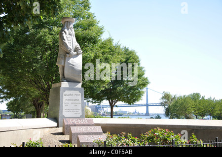 Statue of William Penn in Penn Treaty Park, Philadelphia, Pennsylvania, USA Stock Photo
