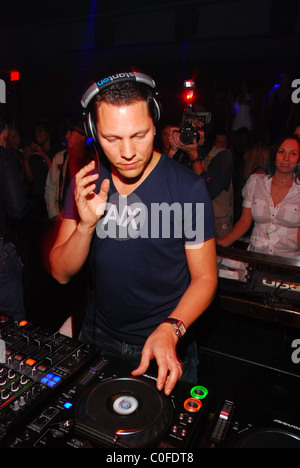 DJ Tiesto performing live at JET nightclub indside the Mirage Hotel Las Vegas, Nevada - 25.05.08 Stock Photo