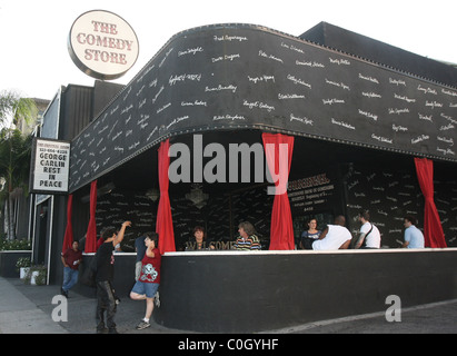 The Comedy Store on Sunset Blvd pays tribute to the great comedian George Carlin after the announcement of his death Los Stock Photo