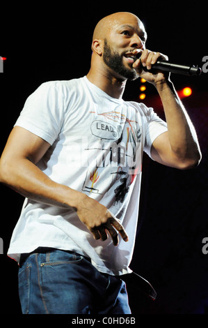 Common performing at the Boost Mobile Rock Corps at the Gibson Amphitheatre in Universal City California, USA - 20.06.08 Stock Photo
