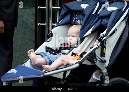 Dennis Quaid's Twins Thomas Boone And Zoe Grace Leaving Regent Hotel 