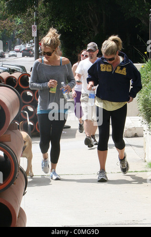 Lauren lauren bosworth going jog hi-res stock photography and images - Alamy