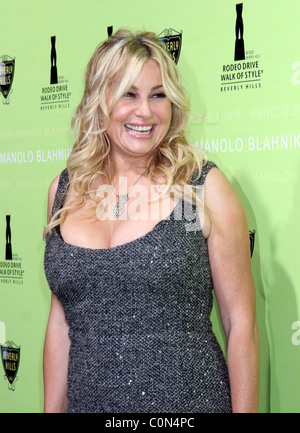 Jennifer Coolidge The Rodeo Drive Walk Of Style award in honour of