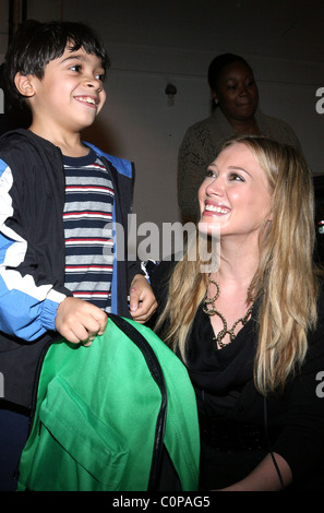 Hilary Duff attends the 'Blessings in a Backpack' sponsored by Nina Footwear New York City, USA - 24.10.08 Stock Photo