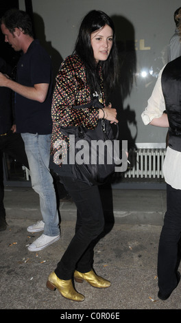 Alison Mosshart Into The Future with Primal Scream - Departures London, England - 15.07.08 Will Alexander/ Stock Photo