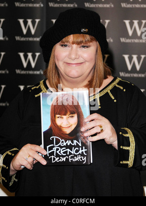 Dawn French signs copies of her new book 'Dear Fatty' London, England - 06.11.08 Stock Photo