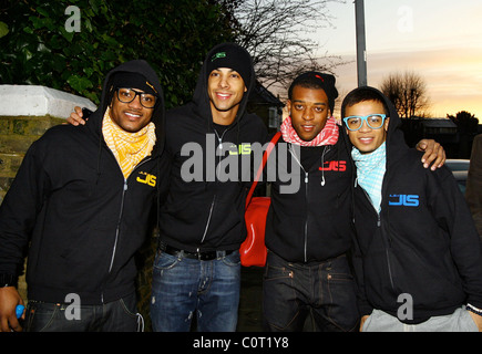 JLS - JB, Marvin Humes, Oriste Williams, Aston Merrygold X Factor contestants leave the house for the last time in the early Stock Photo