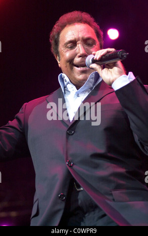 Tom Jones plays Edinburgh Castle. Pictured Tom Jones on stage at Edinburgh Castle. Stock Photo