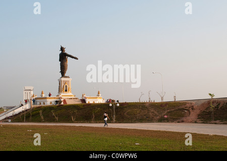 Statue of Chao Anouvong, the last king of the Vientiane monarchy, unveiled in November 2010, Vientiane, Laos Stock Photo