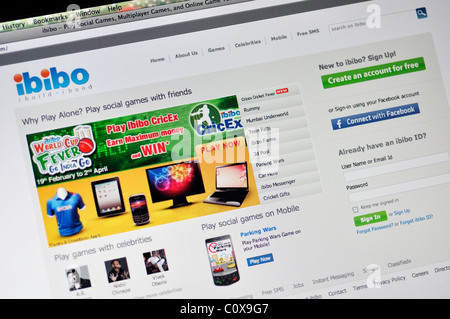 Online game hi-res stock photography and images - Alamy