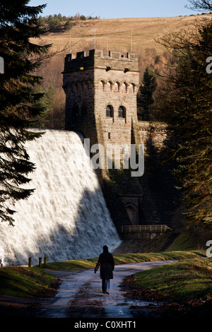 Water flowing down Howden Dam at Upper Derwent Valley Reservoir in the Peak District, Derbyshire, near Ladybower. Stock Photo