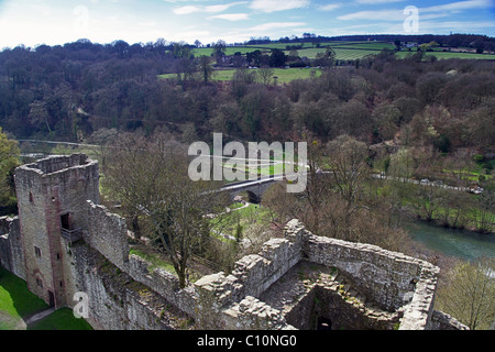 Ludlow Castle walls and Mortimer's Tower overlooking the River Teme, Shropshire, England, UK Stock Photo