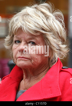 Judith Chalmers arrives at Claridges to meet her son ahead of his appearance at the BRIT Awards London, England - 18.02.09 Stock Photo