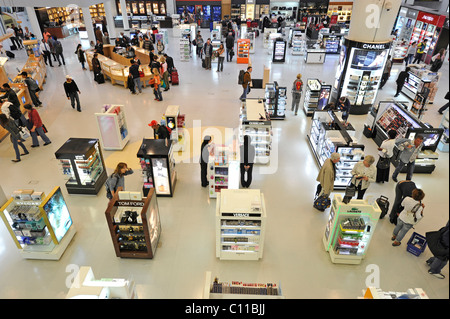 Duty-free zone, Doha International Airport, Doha, Qatar, Asia Stock Photo