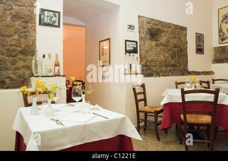 Laid table in restaurant, Osteria dei Cavalieri, Pisa, Tuscany, Italy, Europe Stock Photo