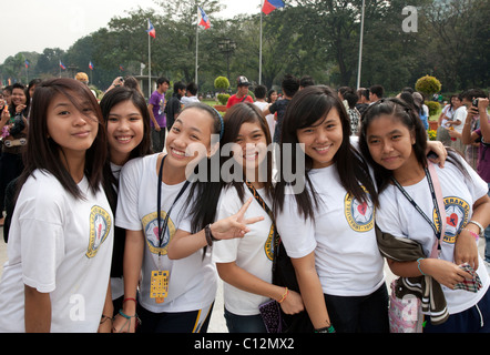Filipina High School Girls Stock Photo - Alamy