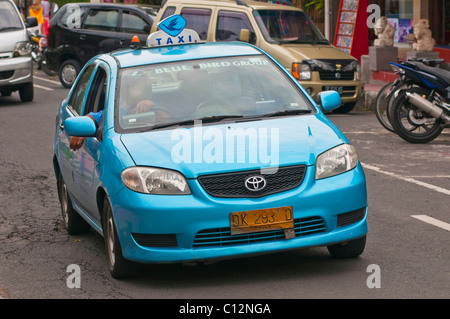 Bluebird Taxi In Ubud Bali Indonesia Stock Photo - Alamy