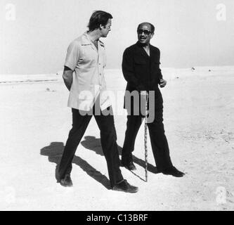SADAT: ACTION BIOGRAPHY, from left: Peter Jennings, Egyptian President Anwar Sadat, December 19, 1974 Stock Photo