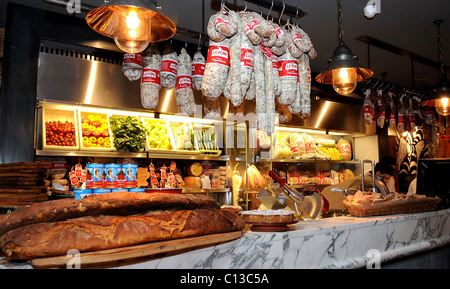 Inside Jamie's Italian in Brighton, one of a chain owned by celebrity chef Jamie Oliver Stock Photo