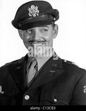 CAPTAIN CLARK GABLE, aerial gunner with the U.S. Army Air Force, 1945 Stock Photo