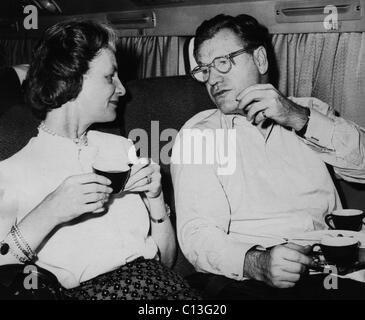 Rockefeller Family. Mary Clark Rockefeller and husband, New York Governor (and future US Vice President) Nelson Rockefeller, in plane en-route to Venezuela, 1959. Stock Photo