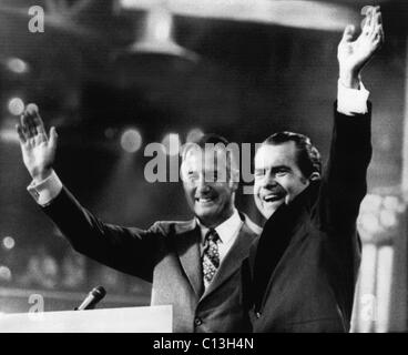 Nixon Presidency. Vice President Spiro Agnew and US President Richard Nixon accpeting the Republican nomination for a second term, Miami, Florida, 1972. Stock Photo