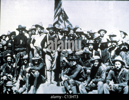 rough riders spanish american war 12 june 1898 1899 soldiers of the 1st united states volunteer cavalry known as the rough riders preparing to leave for cuba from port tampa florida usa from