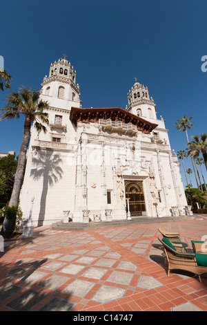 Hearst Castle (La Cuesta Encantada or The Enchanted Hill) in San Simeon, California built by William Randolph Hearst. Stock Photo
