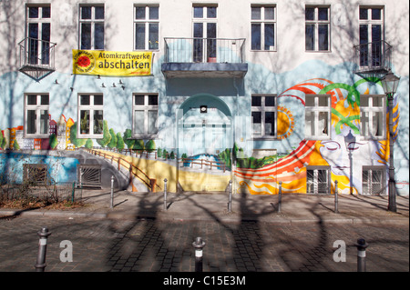 Painted house front on Fraenkelufer, Kreuzberg, Berlin, Germany