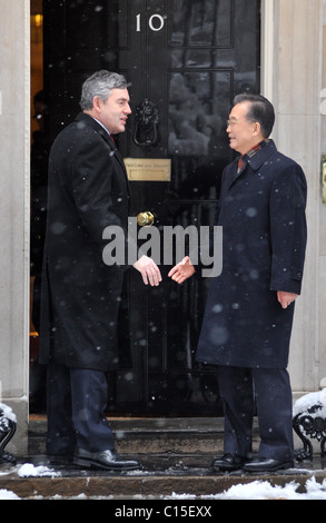 British PM Gordon Brown meets Chinese PM Wen Jiabao at 10 Downing Street London, England - 02.02.09 : Stock Photo