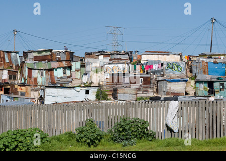 Informal settlement along N2 highway on the outskirts of Cape Town, South Africa Stock Photo