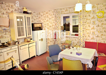 1950's style combined kitchen/living room, Markus Wasmeier Farm and Winter Sport Museum, Schliersee Lake, Bavaria Stock Photo