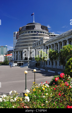 New Zealand Government 'Beehive' and Parliament Building. Lambton Quay, Wellington, Wellington Region, North Island, New Zealand Stock Photo