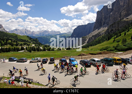 Racing cyclists on Passo Gardena mountain pass, Sella Ronda Bikeday, Val Gardena, Alto Adige, Dolomites, Italy, Europe Stock Photo