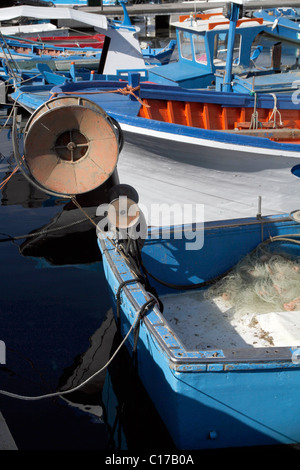 ITALY.SICILY .BOATS AND YACHTS IN THE HARBOUR OF PALERMO Stock Photo