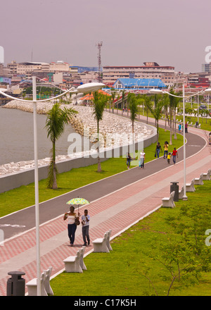 PANAMA CITY PANAMA Pedestrian Walkway In Urban Park On Balboa Avenue   Panama City Panama Pedestrian Walkway In Park On Balboa Avenue On C17k5h 