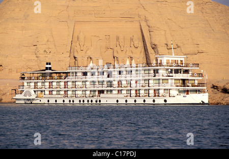 Egypt, Nubia, Cruising on the Nil, at the background the Abou Simbel temple Stock Photo