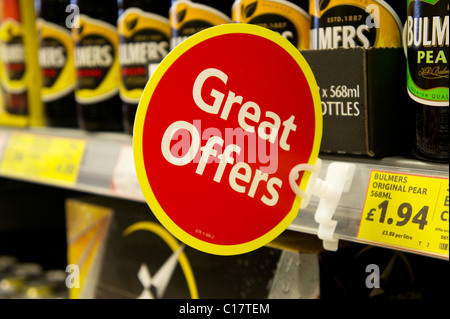 An offers sign in the alcohol section of a uk supermarket Stock Photo