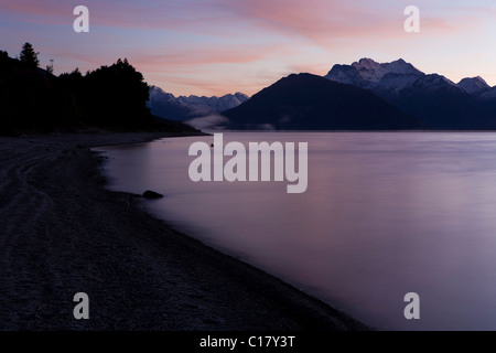 Sunrise above Lake Wakatipu; South Island, New Zealand Stock Photo - Alamy