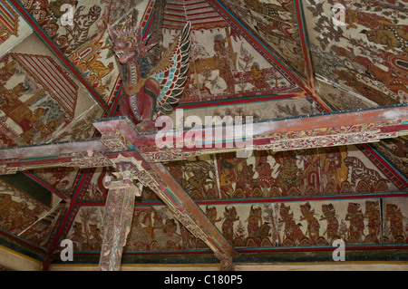 Paintings decorating the interior of the pavilions of the Hall of Justice Kertha Gosa in Klunkung in east Bali Stock Photo