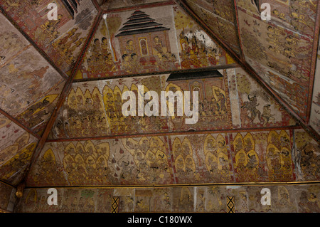 Paintings decorating the interior of the pavilions of the Hall of Justice Kertha Gosa in Klunkung in east Bali Stock Photo