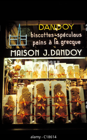 Belgium, Brussels, Maison Dandoy, traditional pastry shop, speculaas Stock Photo