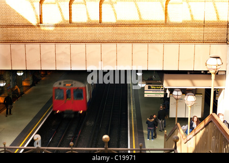 High Street Kensington Underground Station Stock Photo