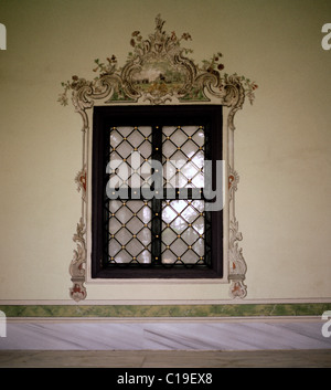 Travel Photography - The Ottoman Topkapi Palace in Istanbul in Turkey in the Middle East Asia. Window Architecture Building History Stock Photo