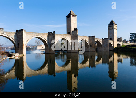 The medieval Pont Valentre over the River Lot, Cahors, The Lot, France Stock Photo