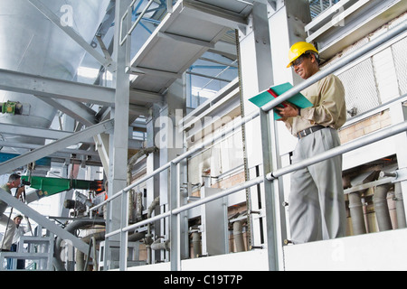 Engineer working in a factory, Surya Roshni Limited, Gwalior, Madhya Pradesh, India Stock Photo