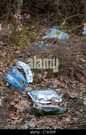 litter left after a picnic in the countryside, uk Stock Photo