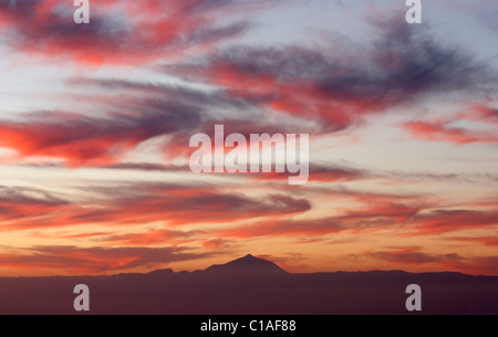 View of Mount Teide on Tenerife at sunset from the mountains of Gran Canaria Stock Photo