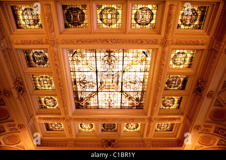 WEDDING THE HERMITAGE HOTEL NASHVILLE TENNESSEE TN INTERIOR ARCHITECTURE OLD CLASSY HOTEL DECORATED DECOR GILDED GOLD OLD FASHIO Stock Photo